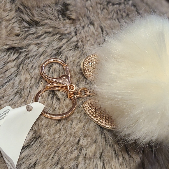 The purr-fect keyring, cute ivory pom pom ball and sparkly embellished cat ears - Picture 4 of 4